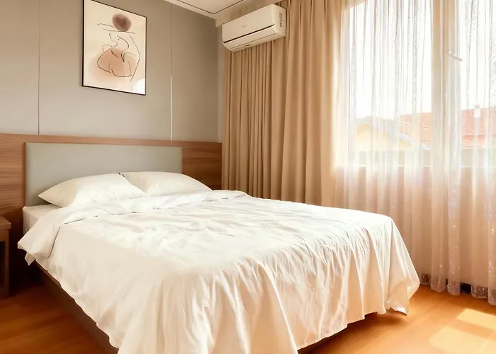 Aparthotel Sky Vista 4*