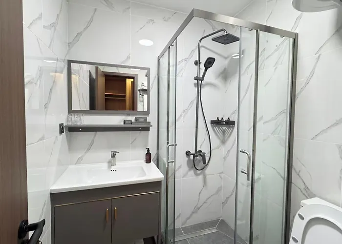 Sky Vista Aparthotel