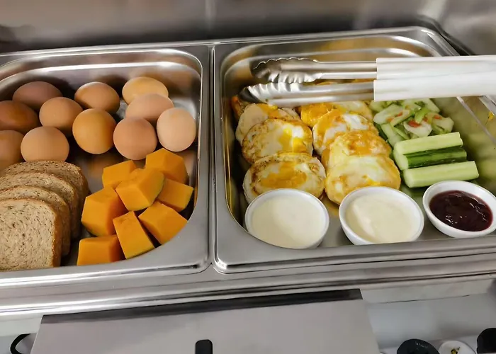 Sky Vista Aparthotel